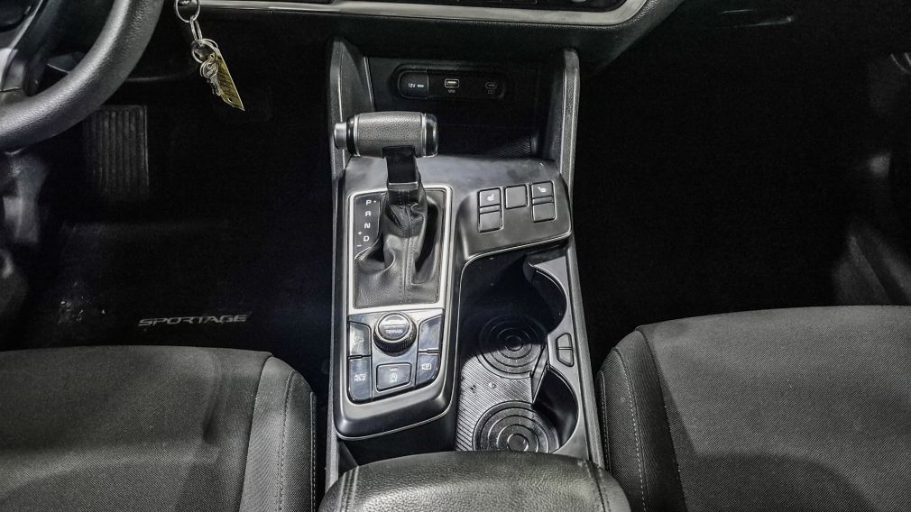 Kia Sportage LX 2023 d&rsquo;occasion à vendre - 20
