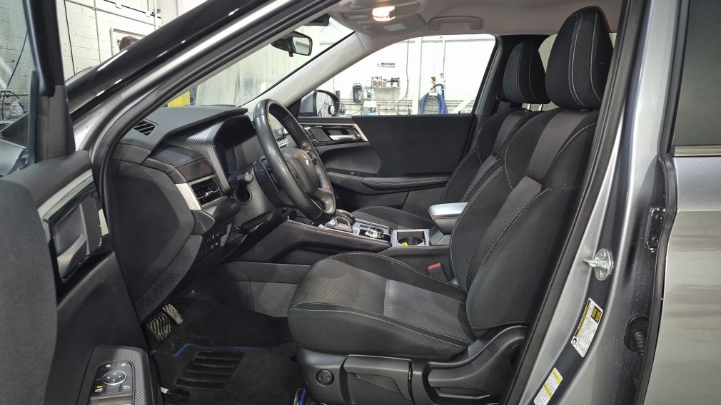 Mitsubishi Outlander PHEV ES 2023 d&rsquo;occasion à vendre - 12