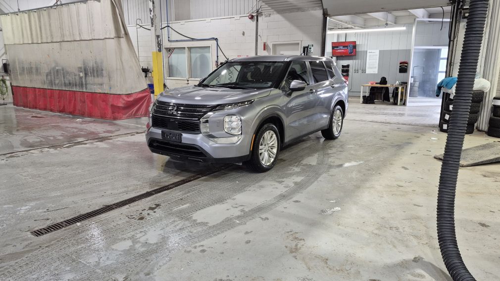 Mitsubishi Outlander PHEV ES 2023 d&rsquo;occasion à vendre - 3