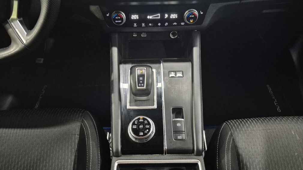 Mitsubishi Outlander PHEV ES 2023 d&rsquo;occasion à vendre - 22
