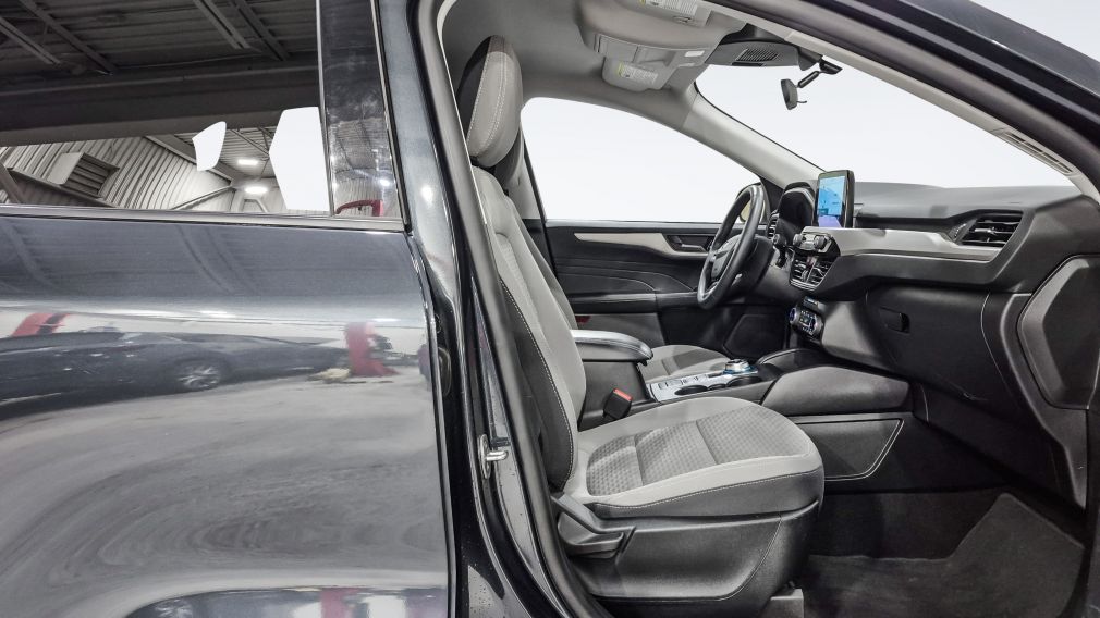 Ford Escape SE Plug-In Hybrid 2022 d&rsquo;occasion à vendre - 12