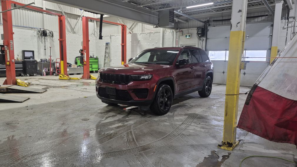 Jeep Grand Cherokee Altitude 2023 d&rsquo;occasion à vendre - 3