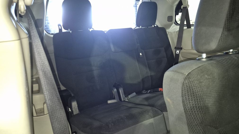 Dodge GR Caravan Canada Value Package 2019 d&rsquo;occasion à vendre - 22