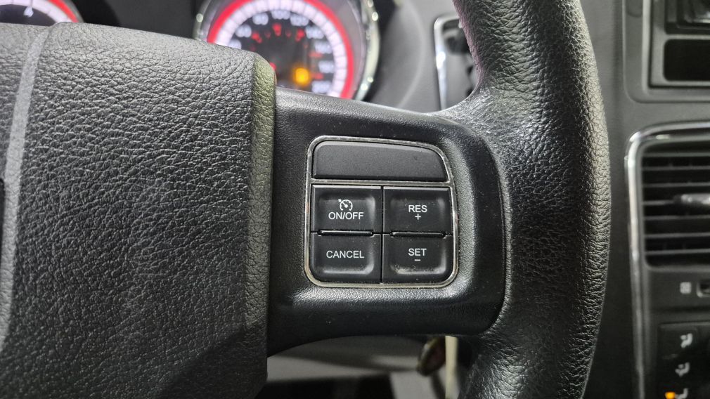 Dodge GR Caravan Canada Value Package 2019 d&rsquo;occasion à vendre - 19