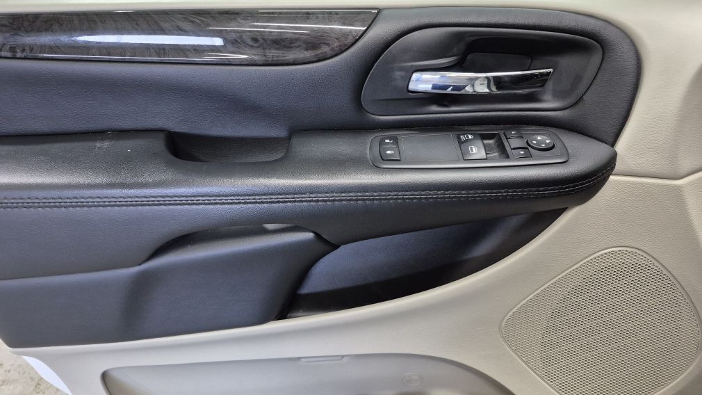 Dodge GR Caravan Canada Value Package 2019 d&rsquo;occasion à vendre - 10