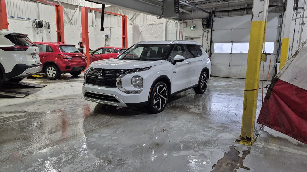 Mitsubishi Outlander PHEV SEL 2023 d&rsquo;occasion à vendre - 3