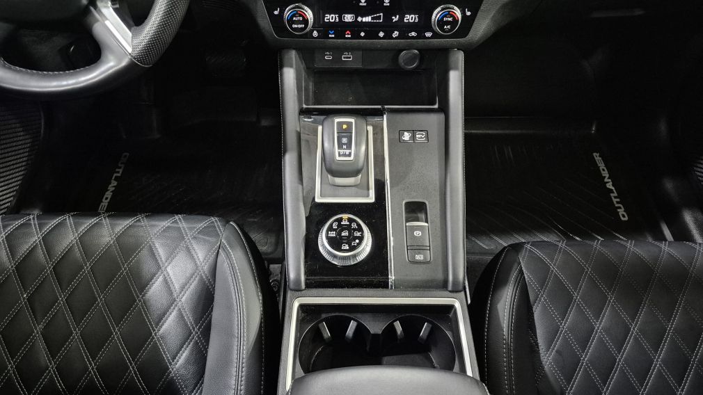 Mitsubishi Outlander PHEV SEL 2023 d&rsquo;occasion à vendre - 23
