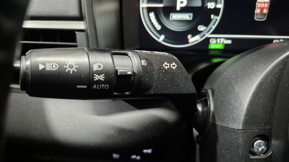 Mitsubishi Outlander PHEV SEL 2023 d&rsquo;occasion à vendre - 17