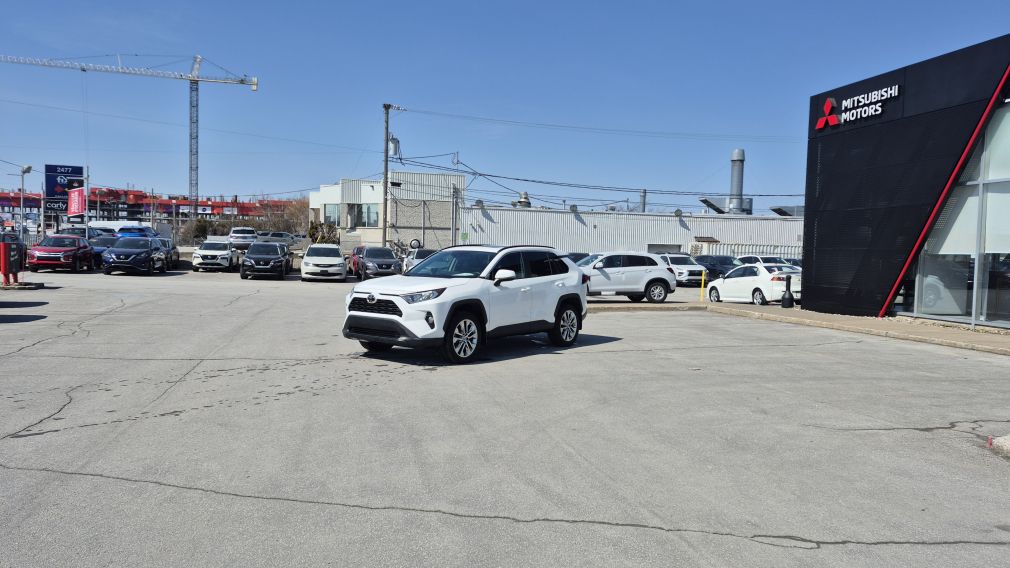 Toyota Rav 4 XLE 2021 d&rsquo;occasion à vendre - 3