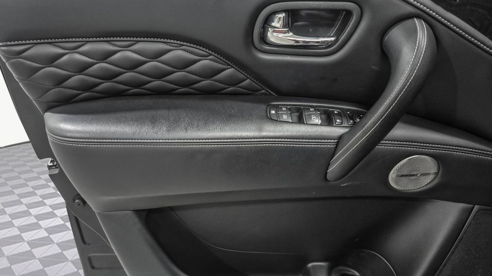 Infiniti QX80 LUXE 2024 d&rsquo;occasion à vendre - 10