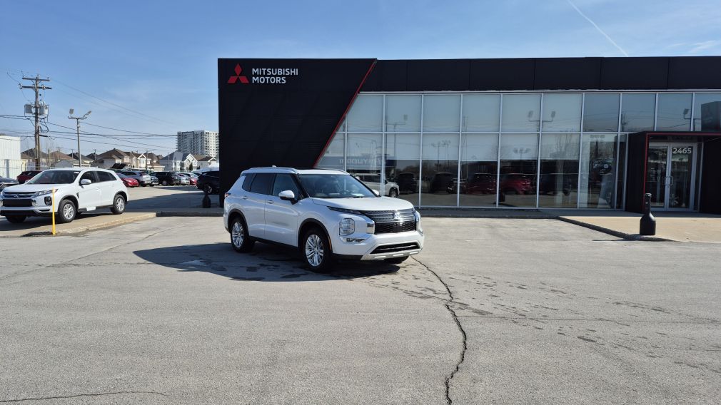 Mitsubishi Outlander SE