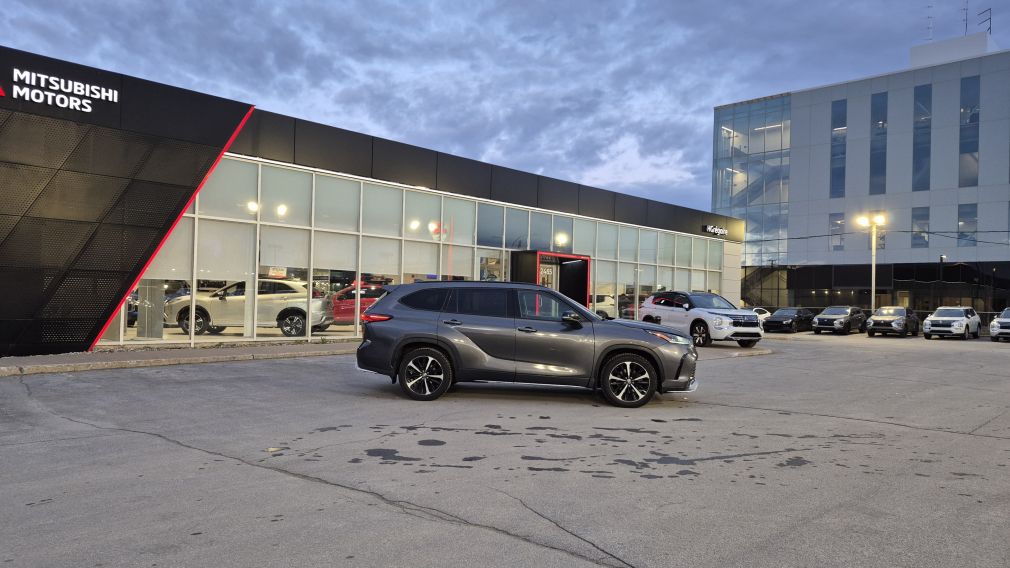 Toyota Highlander XSE 2022 d&rsquo;occasion à vendre - 8