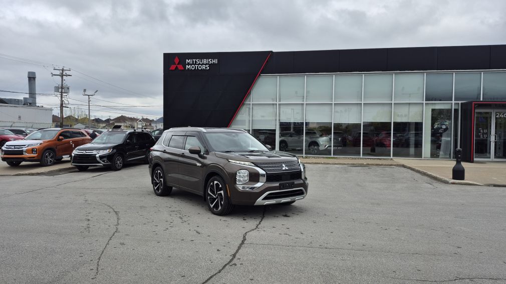 Mitsubishi Outlander PHEV GT 2023 d&rsquo;occasion à vendre - 1