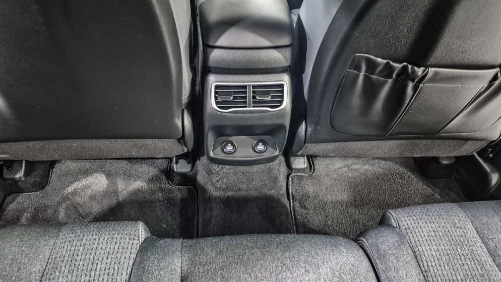 Hyundai Santa Fe Preferred 2023 d&rsquo;occasion à vendre - 26
