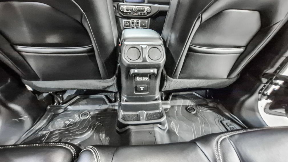Jeep Wrangler Unlimited Sahara 2020 d&rsquo;occasion à vendre - 23