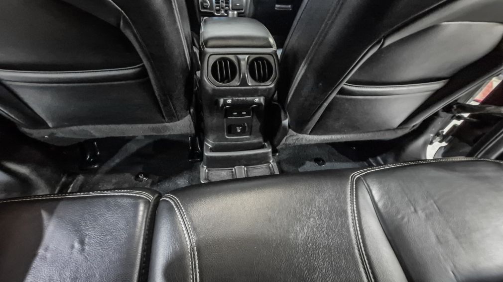Jeep Wrangler Unlimited Sahara 2022 d&rsquo;occasion à vendre - 25