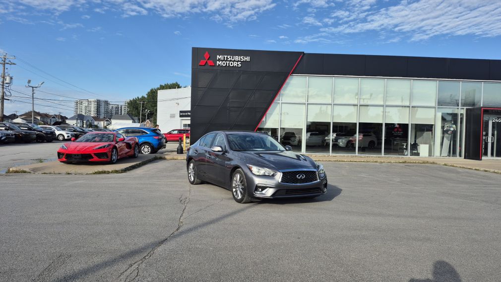 Infiniti Q50 LUXE