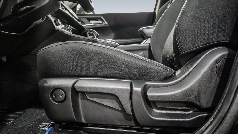 Mitsubishi Outlander PHEV ES 2023 d&rsquo;occasion à vendre - 12