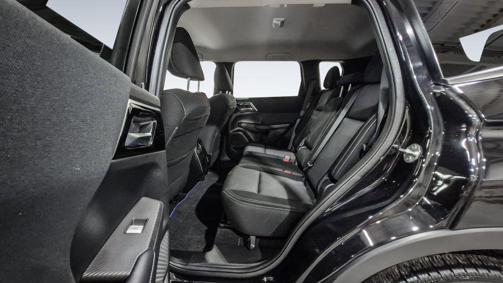 Mitsubishi Outlander PHEV ES 2023 d&rsquo;occasion à vendre - 26