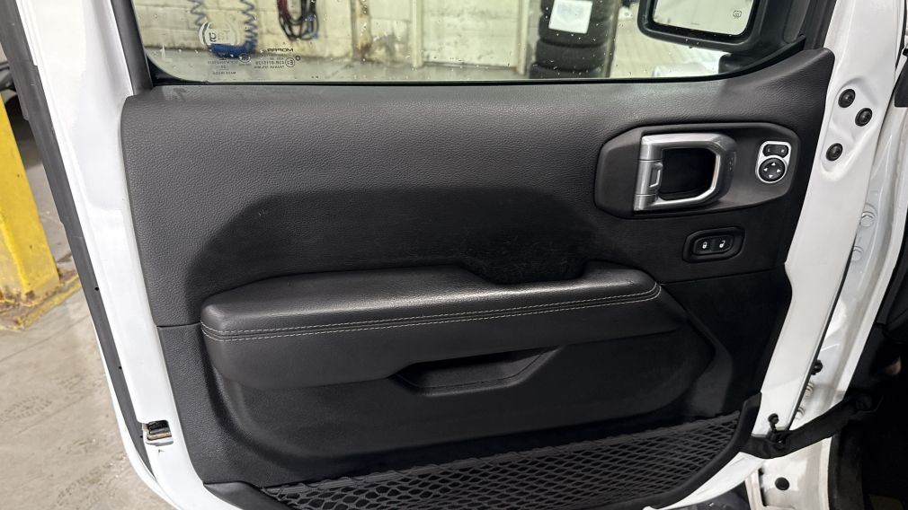 Jeep Wrangler Unlimited Sahara 2021 à vendre à Donnacona - 10