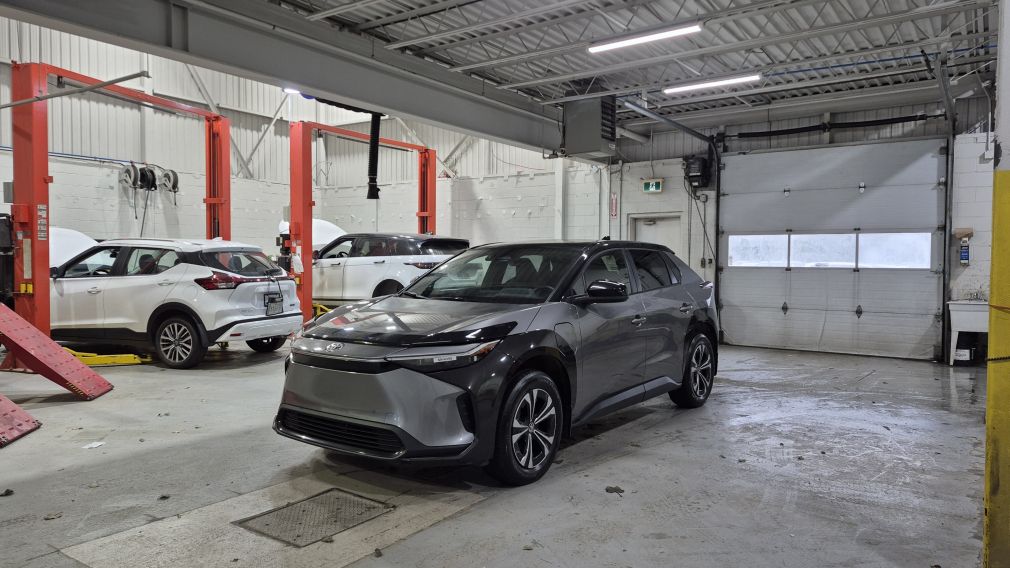 Toyota BZ4X XLE 2023 d&rsquo;occasion à vendre - 3