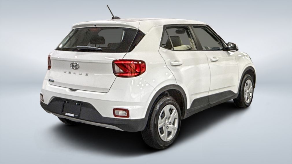 Hyundai Venue Essential 2025 d&rsquo;occasion à vendre - 7