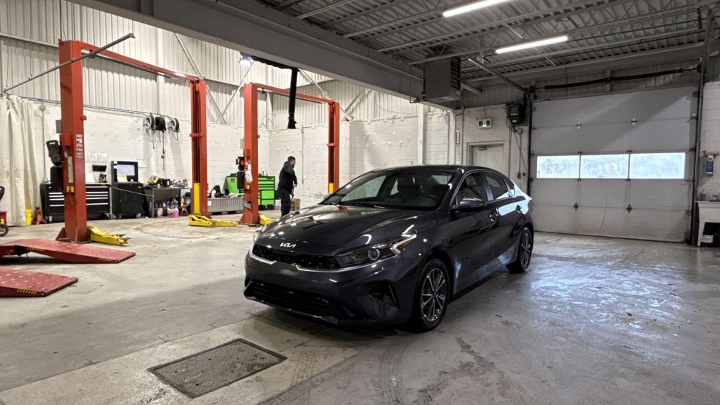 Kia Forte EX 2024 d&rsquo;occasion à vendre - 3