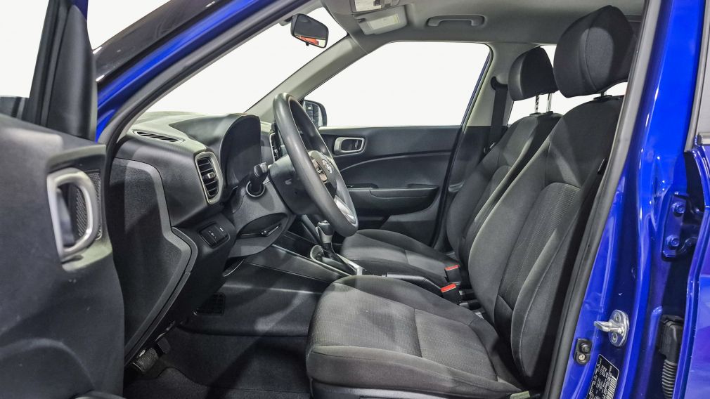 Hyundai Venue Essential 2022 d&rsquo;occasion à vendre - 14