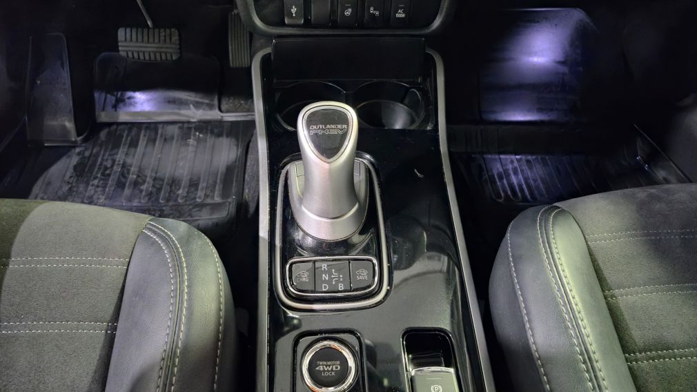 Mitsubishi Outlander PHEV SE 2019 d’occasion à vendre - 23