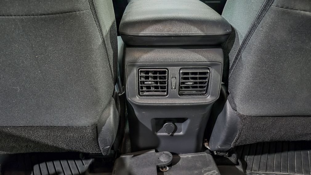 Toyota Rav 4 Hybrid LE 2019 d’occasion à vendre - 16