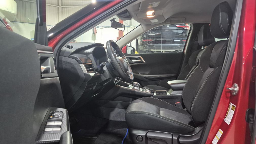 Mitsubishi Outlander PHEV ES 2023 d&rsquo;occasion à vendre - 11