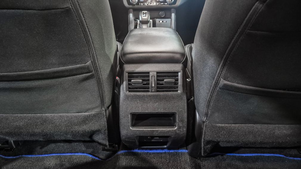 Mitsubishi Outlander PHEV ES 2023 d&rsquo;occasion à vendre - 24