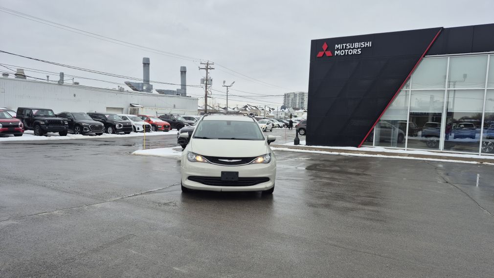 Chrysler Pacifica Touring 2019 d&rsquo;occasion à vendre - 2