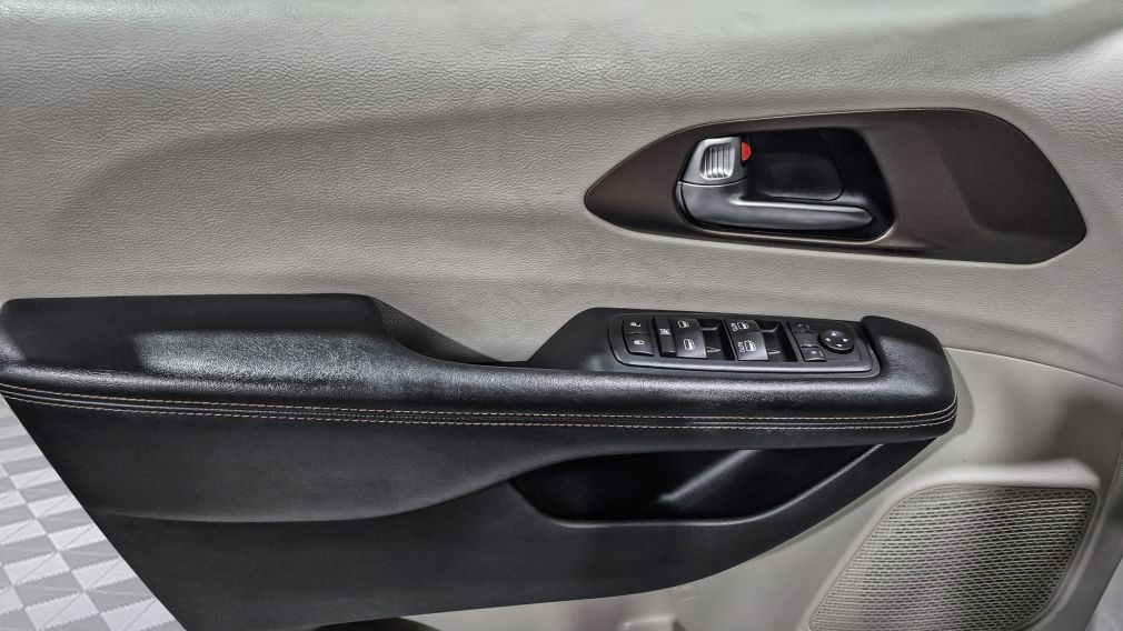 Chrysler Pacifica Touring 2019 d&rsquo;occasion à vendre - 8