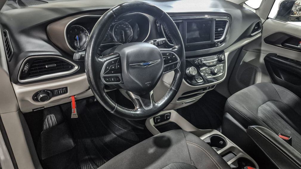 Chrysler Pacifica Touring 2019 d&rsquo;occasion à vendre - 11