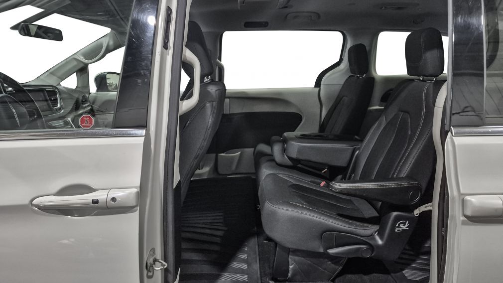 Chrysler Pacifica Touring 2019 d&rsquo;occasion à vendre - 17