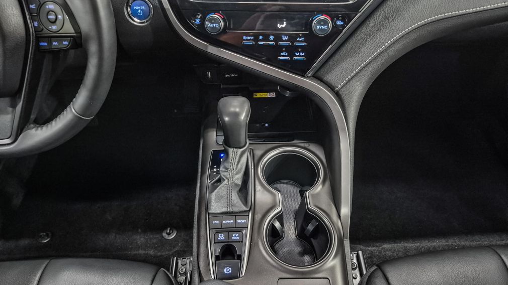 Toyota Camry Hybrid SE 2022 d&rsquo;occasion à vendre - 23