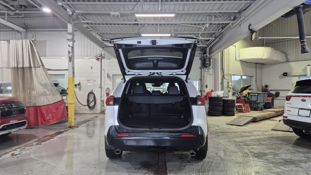 Toyota RAV4 Prime XSE 2023 d&rsquo;occasion à vendre - 9