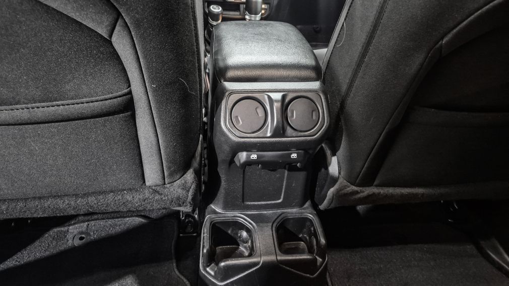 Jeep Wrangler Unlimited Sport 2022 d&rsquo;occasion à vendre - 24