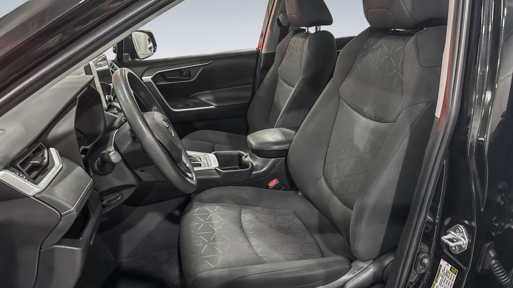 Toyota Rav 4 LE 2024 d&rsquo;occasion à vendre - 11