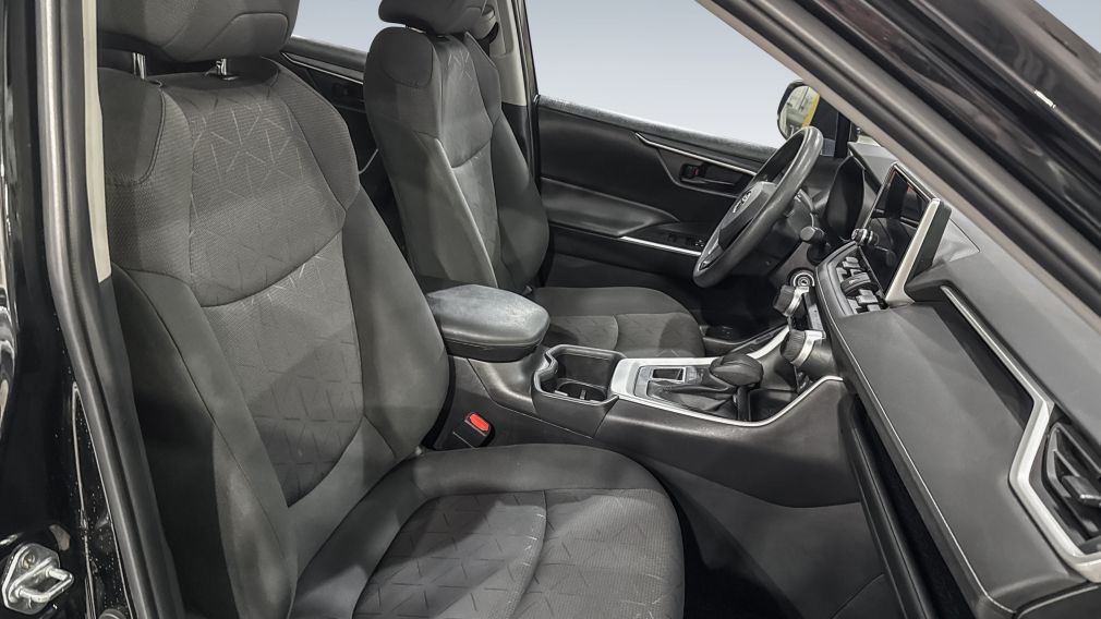 Toyota Rav 4 LE 2024 d&rsquo;occasion à vendre - 13