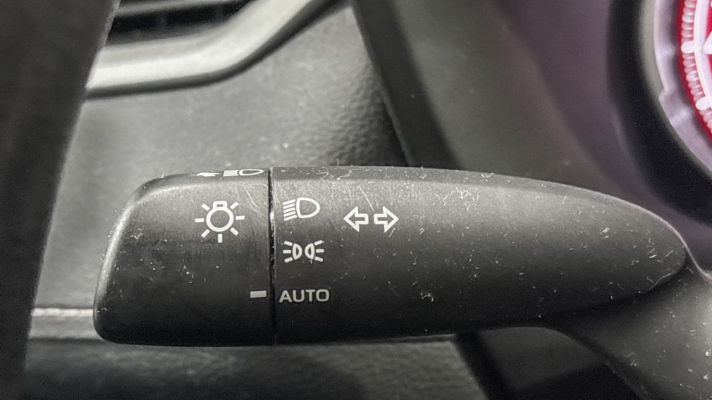 Toyota Rav 4 LE 2024 d&rsquo;occasion à vendre - 16