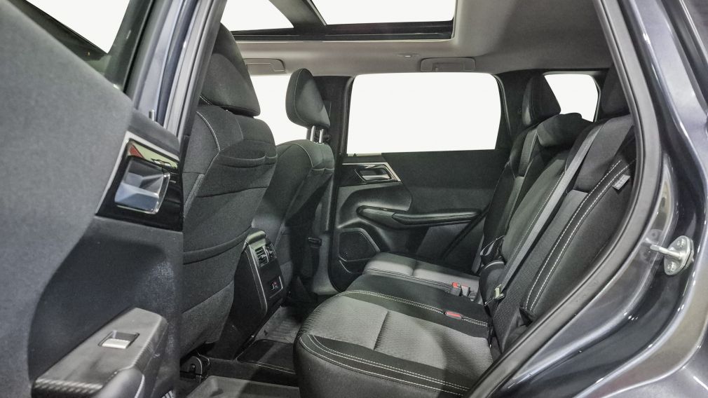 Mitsubishi Outlander PHEV SE 2025 d&rsquo;occasion à vendre - 25