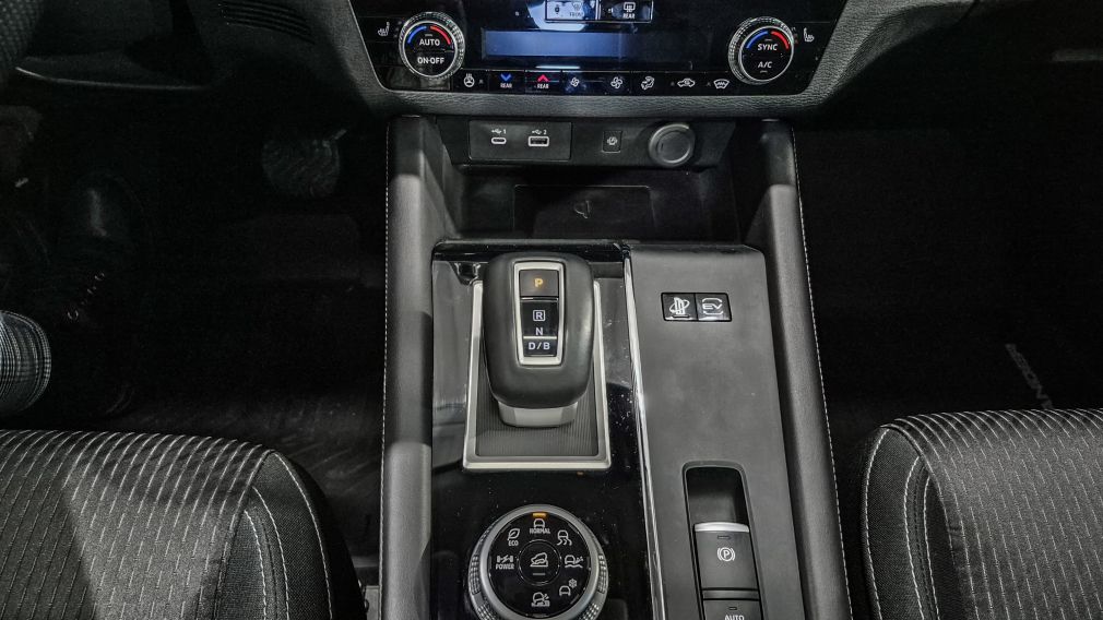 Mitsubishi Outlander PHEV SE 2025 d&rsquo;occasion à vendre - 23