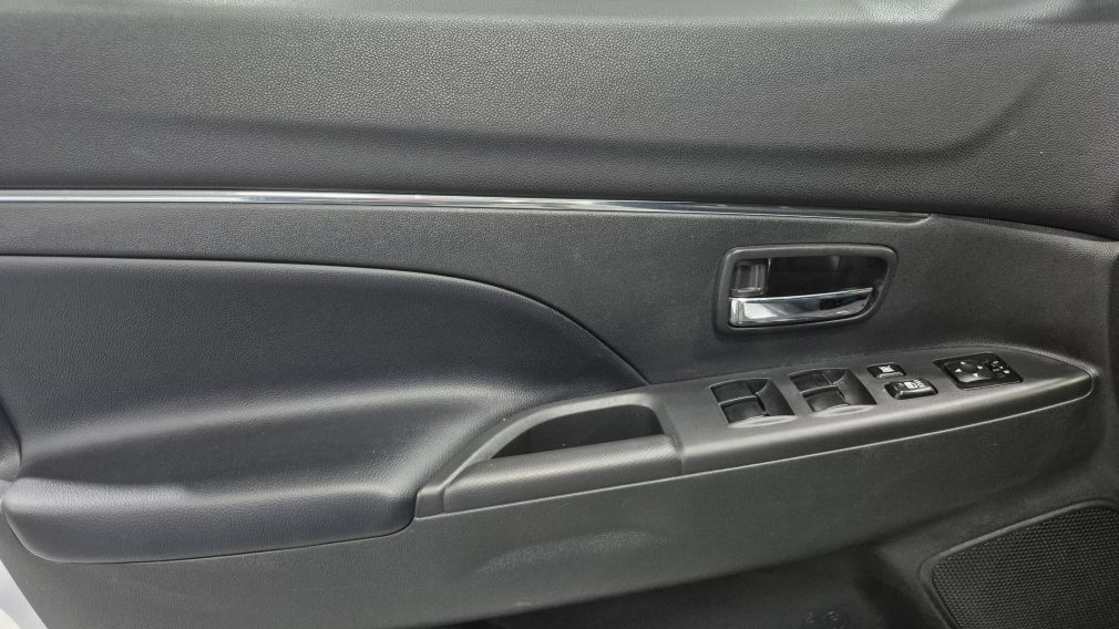 Mitsubishi RVR LE 2023 d&rsquo;occasion à vendre - 10