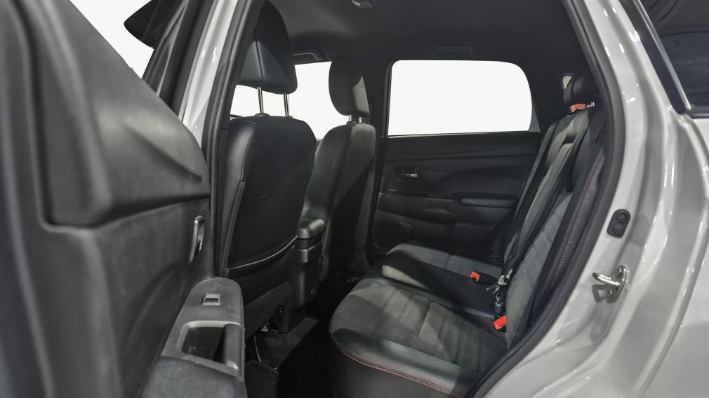 Mitsubishi RVR LE 2023 d&rsquo;occasion à vendre - 24