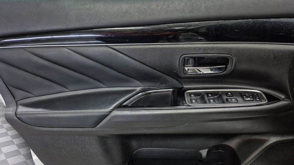 Mitsubishi Outlander PHEV SE 2022 d&rsquo;occasion à vendre - 18