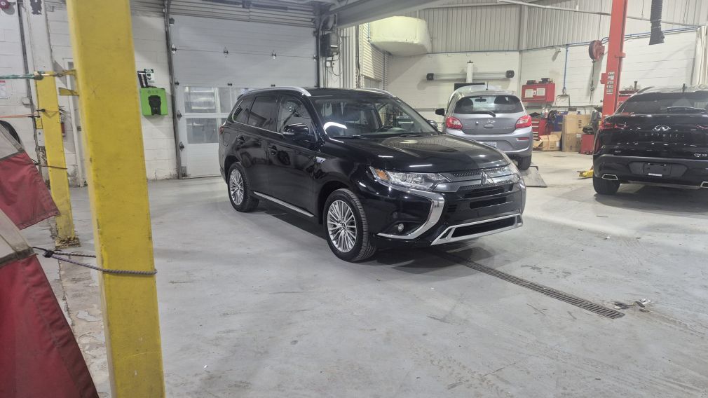 Mitsubishi Outlander PHEV SE 2022 d&rsquo;occasion à vendre - 1