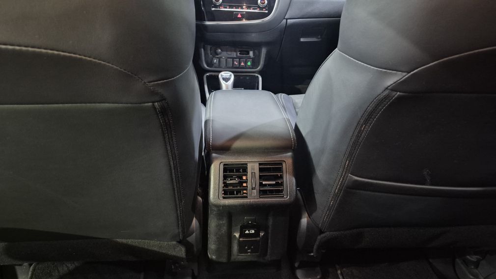 Mitsubishi Outlander PHEV SE 2022 d&rsquo;occasion à vendre - 23