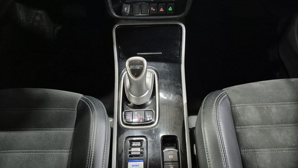 Mitsubishi Outlander PHEV SE 2022 d&rsquo;occasion à vendre - 18